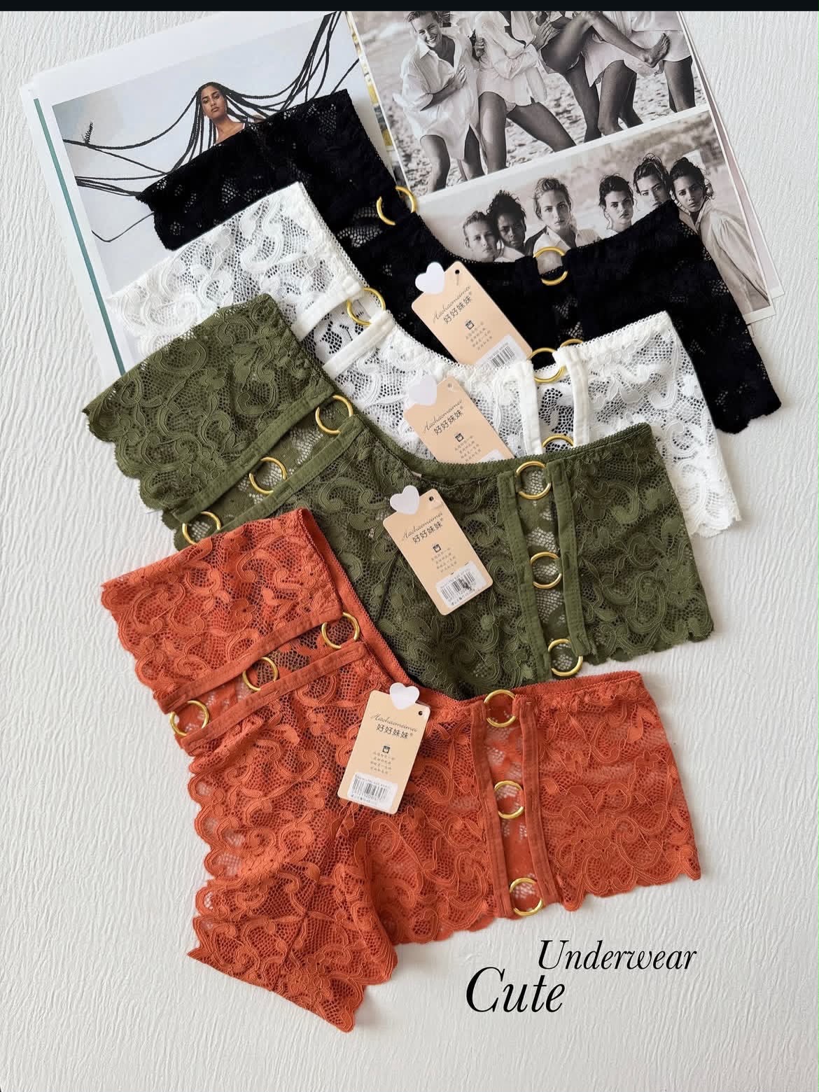 Floral Lace Ring-Detail Boyshorts