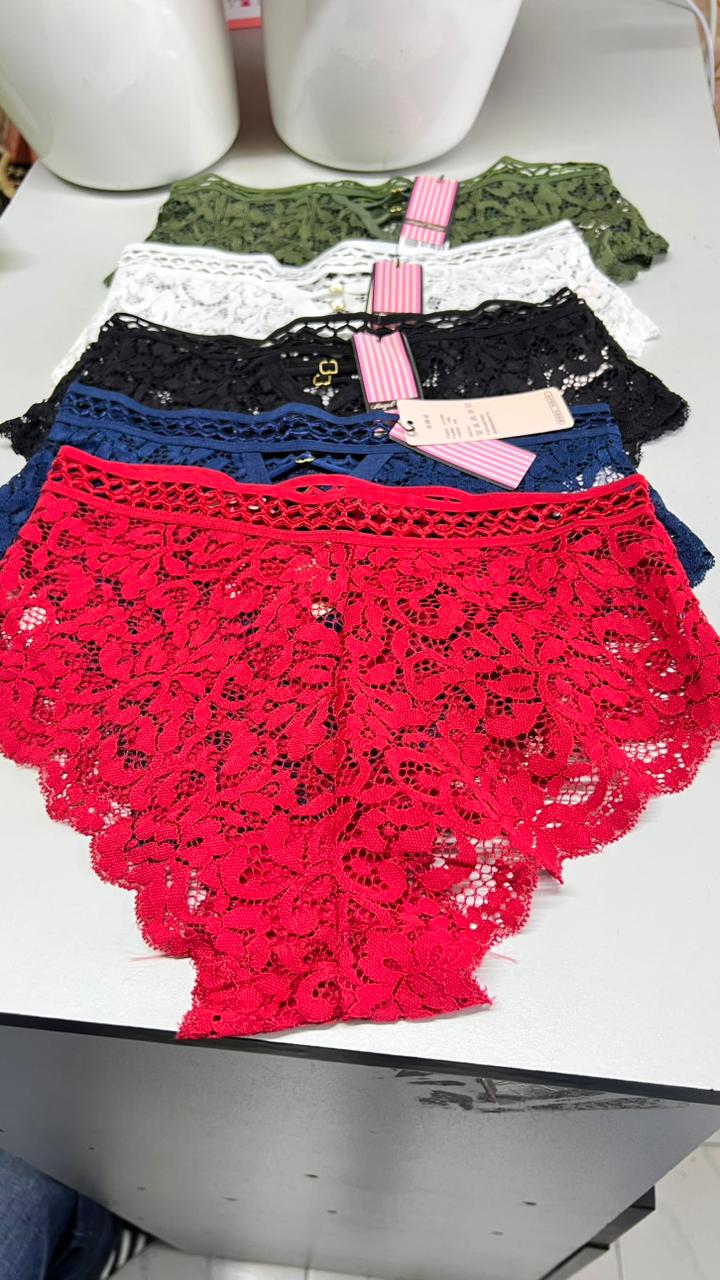 Lace High-Waist Panty